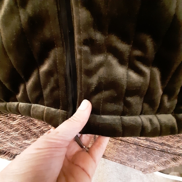 Lysse Coat Womens XS Green Shea Quilted Velvet Funnel Neck Jacket Velour Bomber - Picture 6 of 13